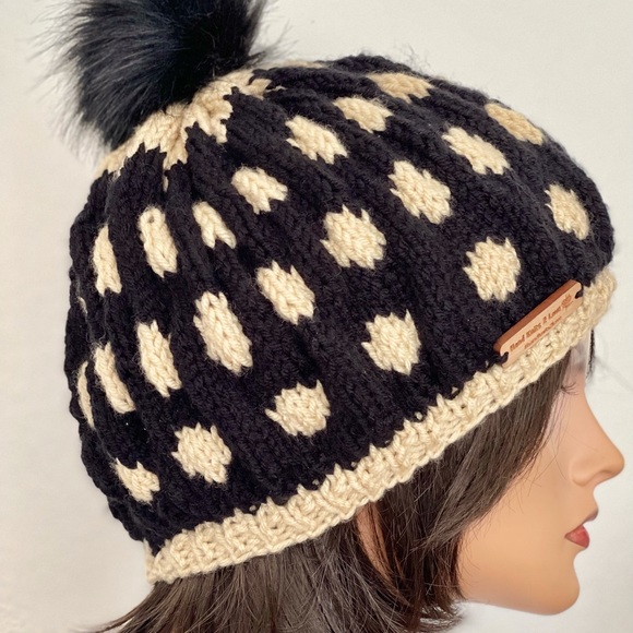 Hand Knits 2 Love Beanie Hat Polka Dots Designer - Picture 3 of 7